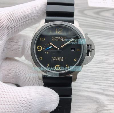 Replica Panerai Luminor Marina Black Dial Black Rubber Automatic Watch 44MM